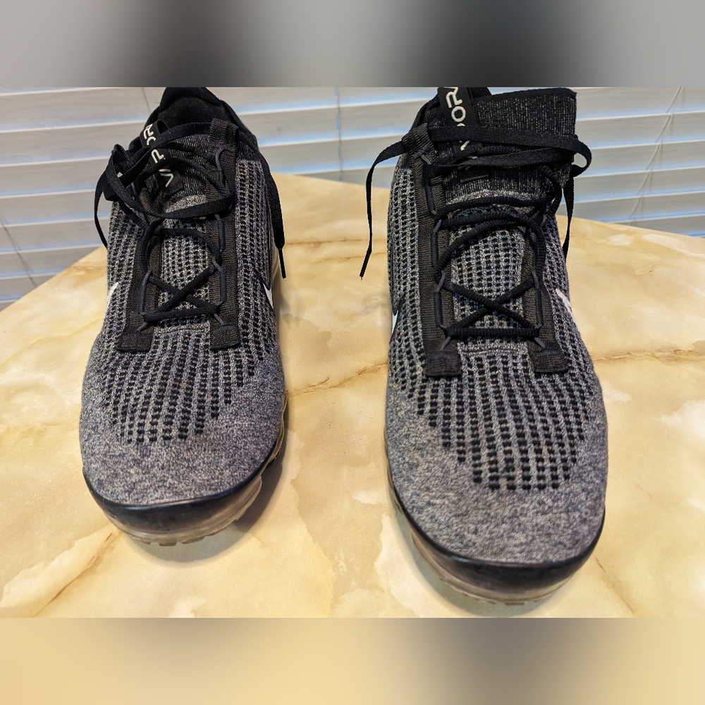 Rare size 16 in Nike Vapor Max. This is the only size 16 you will find online